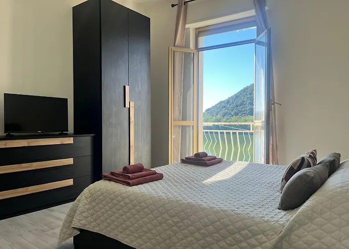 Apartment Casa Rosella Sul Piediluco